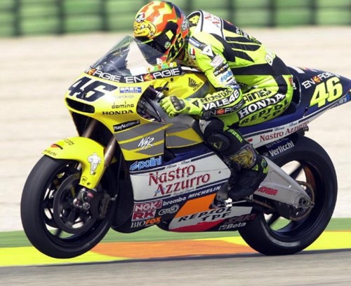 2001_Valentino-Rossi-20012b3e4.jpg