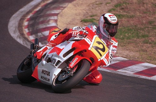 1990_rainey_1990-wayne-rainey-yamaha-yzr500-1b450df.jpg