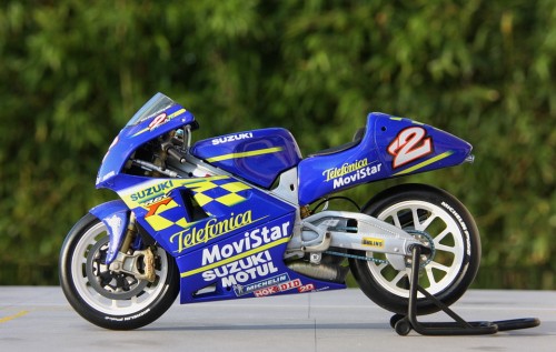 2000_small_suzuki_KRJ_8807e71ed.jpg
