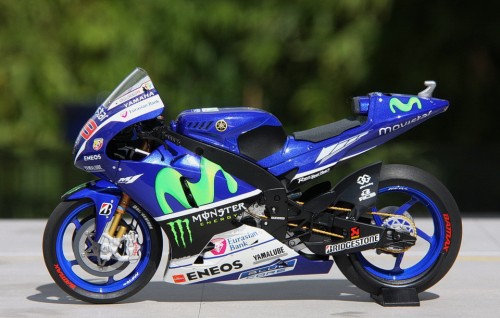 2015_small_yamaha_8839bbba357.jpg