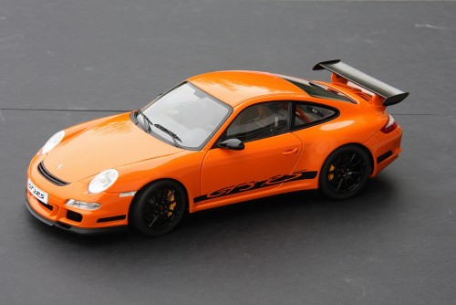 small_AA12_Porsche997GT3RS_90591528e.jpg