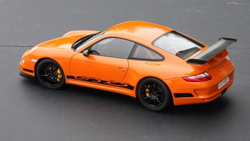 small_AA12_Porsche997GT3RS_90619dc4b.jpg