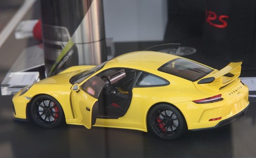 small_IMG_0167_porsche_cmc8307d.jpg