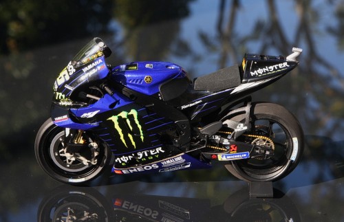 2019_Rossi_Yamaha_5493ee2b0.jpg