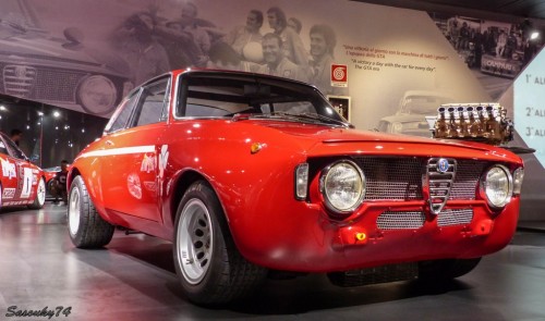 P1690894b0f27.jpg