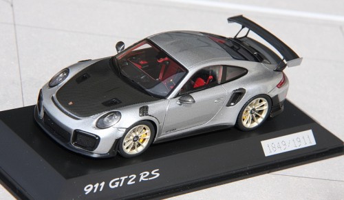 small_P991GT2RS_8671a4a4d.jpg