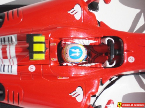 2010F10FernandoAlonsoGPBahrein2832121c0f.jpg