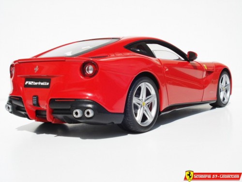 2012F12Berlinetta102494ac.jpg