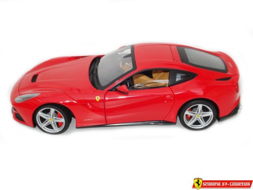 2012F12Berlinetta10962ca7.jpg