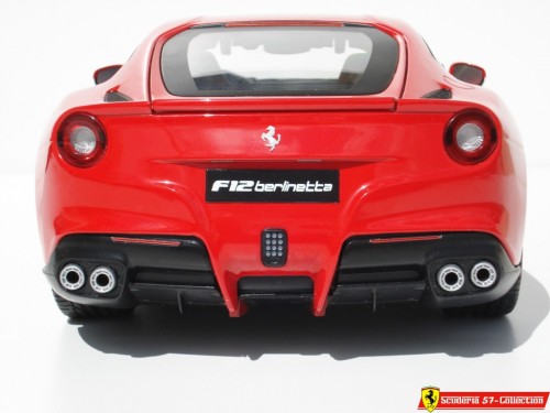 2012F12Berlinetta1211d705.jpg