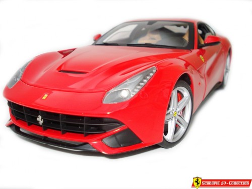 2012F12Berlinetta122b5065.jpg