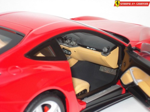 2012F12Berlinetta138e67a5.jpg