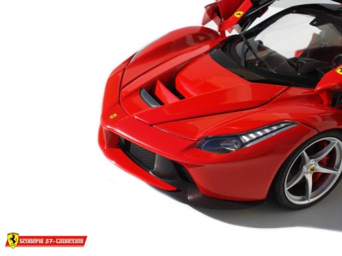 2013LaFerrari16copieaf9f6.jpg