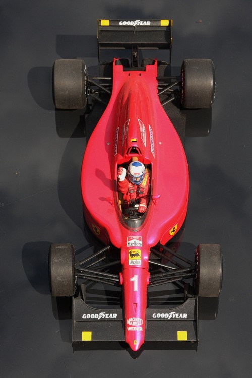 small_Ferrari_Prost_47924675d.jpg