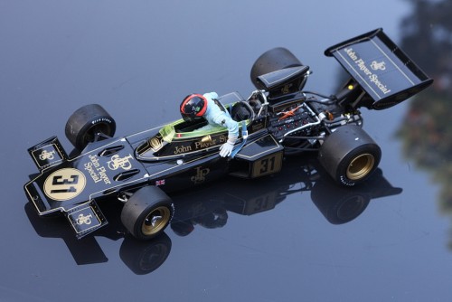 small_Lotus72_47031cc07.jpg