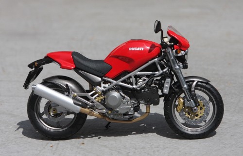 small_Civ_Ducati_Monster_33911d8cc.jpg